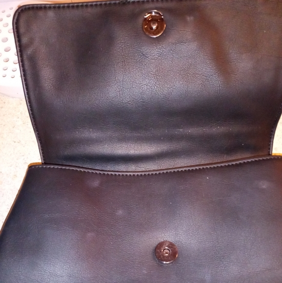 Purse - Picture 3 of 6